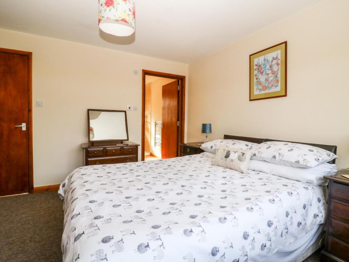 The Barn Villa High Catton Bagian luar foto